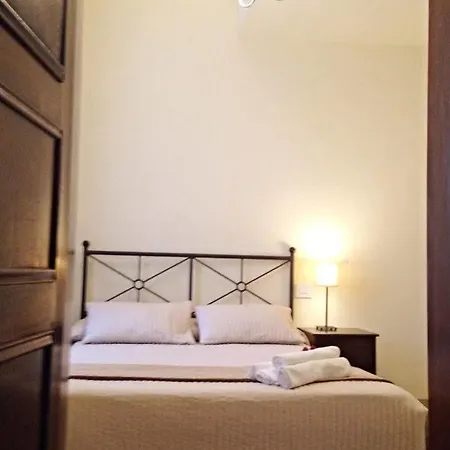 San Lorenzo Number 7 Hotel